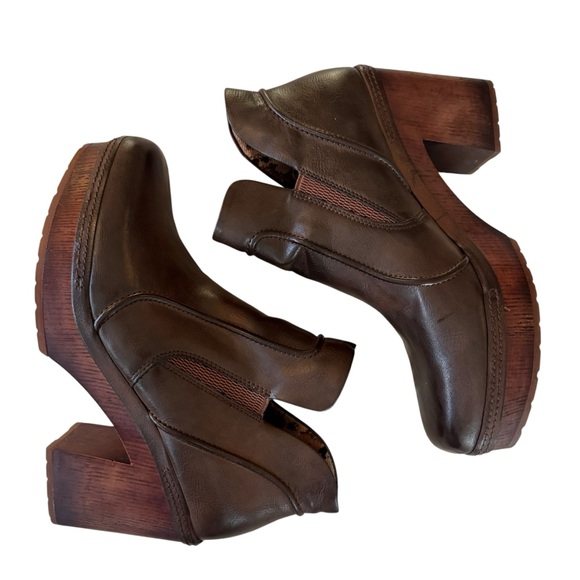 Korks Women Brown Platform Ankle Booties Chunky Block Heel Size 9.5 - Picture 2 of 8